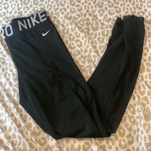 Black Nike Pro Leggings